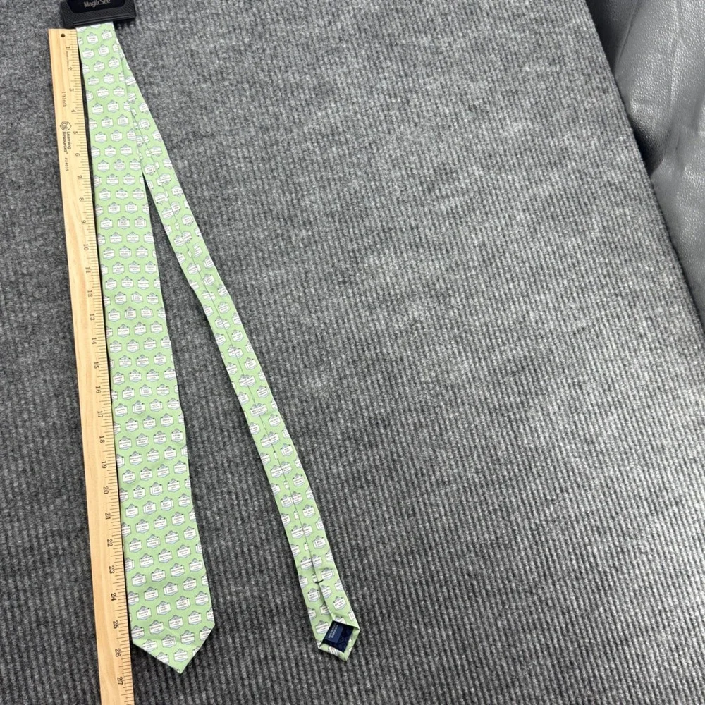 Vineyard Vines Tie Mens OS Green New Marthas Vineyard Road Signs Silk Wasabi